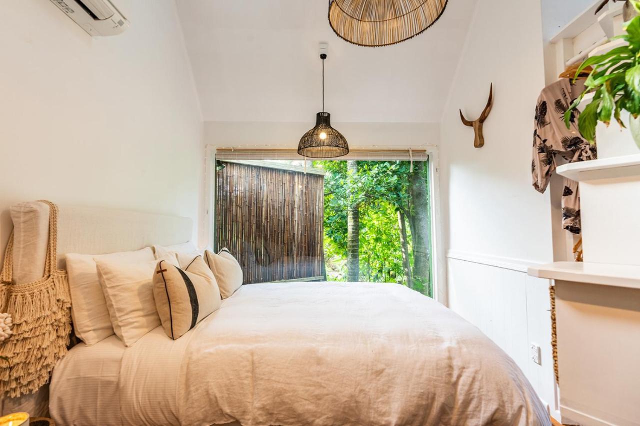 Вілла Boho Hill Waiheke Island Palm Beach Екстер'єр фото